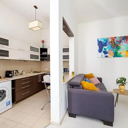 Apartament Not Work Pm N